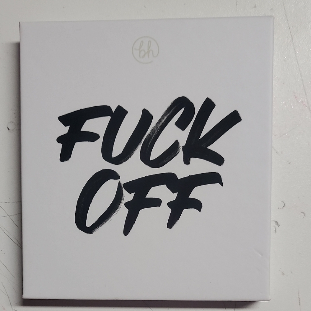 BH Cosmetics Bold Black and White Palette